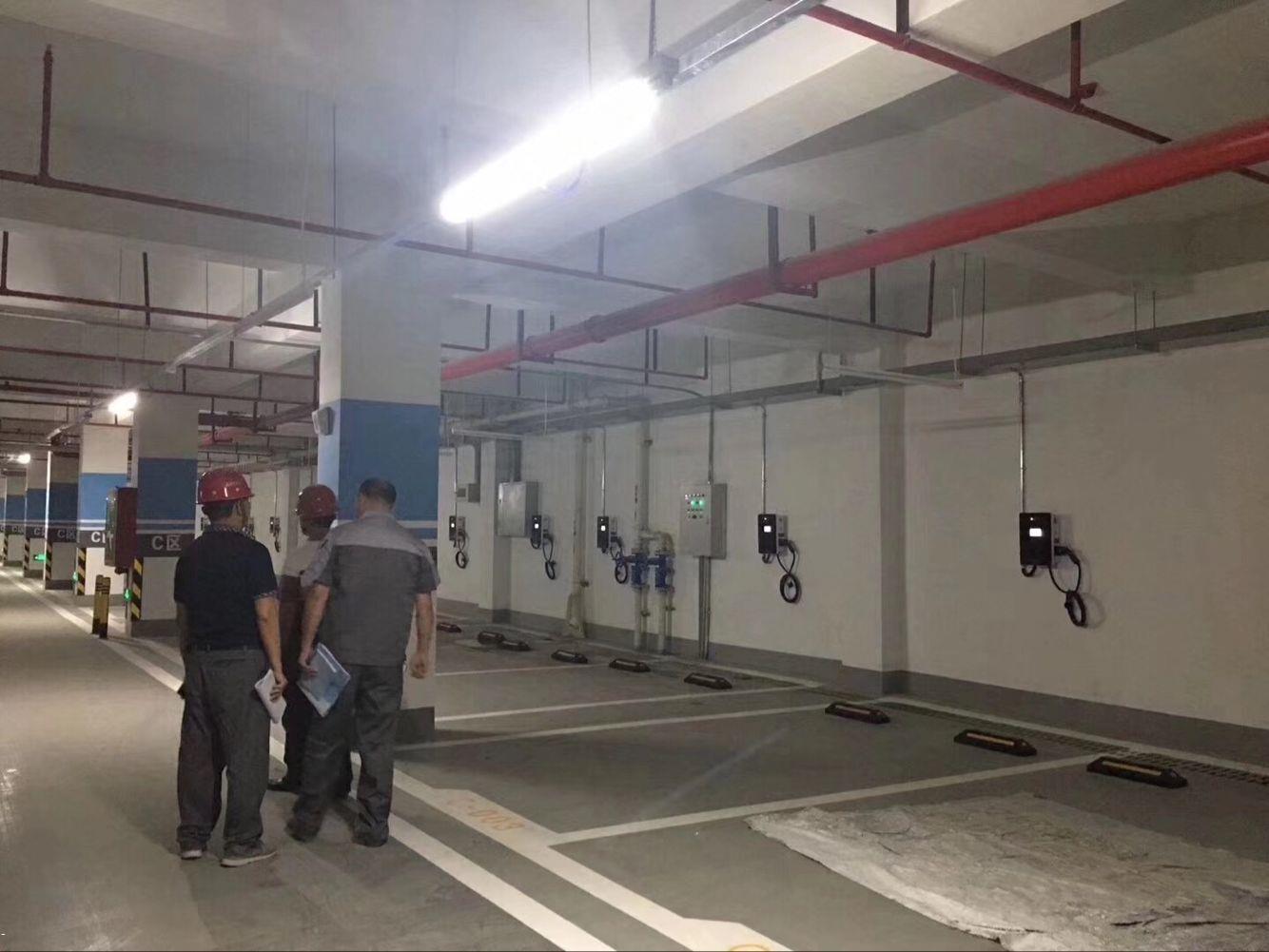 新能源汽车充电桩，电动汽车充电站