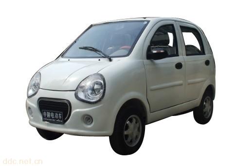 山东快乐熊猫小型电动汽车